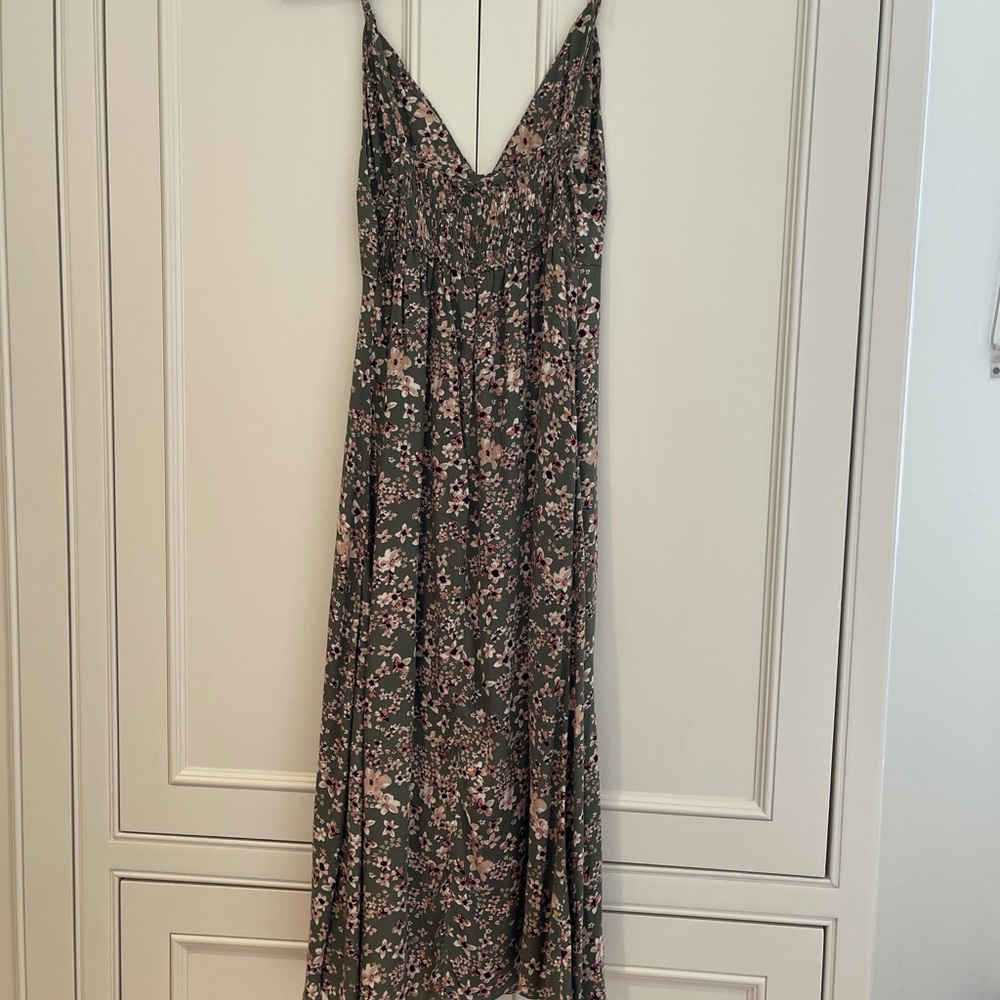 Array Green Sun Dress. - Picture 4 of 6